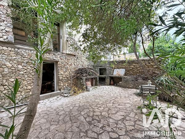 Maison à vendre 4 pièces 110 m² Eyguières