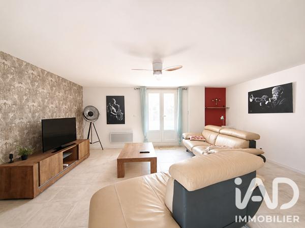 Maison à vendre 9 pièces 377 m² Roullens