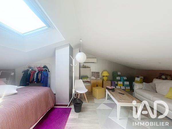 Location maison 6 pièces 170 m² Lambesc