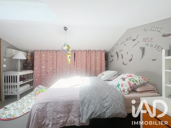 Location maison 6 pièces 170 m² Lambesc