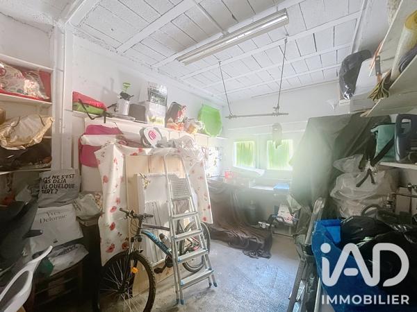 Location maison 6 pièces 170 m² Lambesc