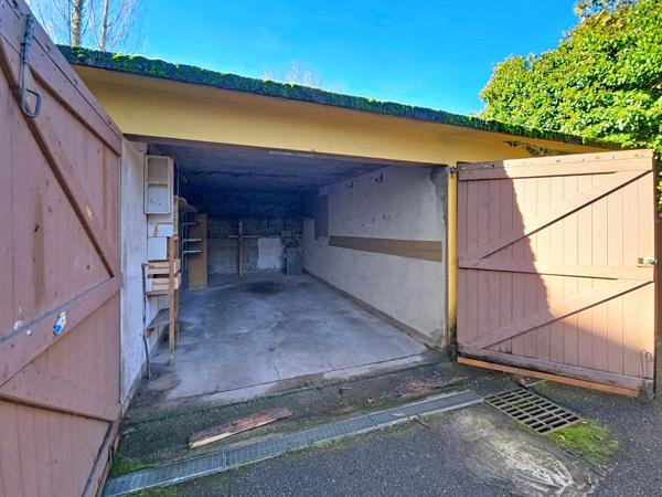 Appartement T4 hyper centre avec garage