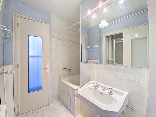 Appartement T4 hyper centre avec garage