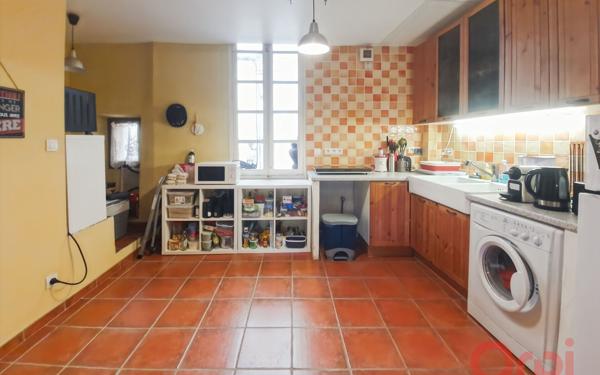 Maison à vendre    5 pièces •  Agde