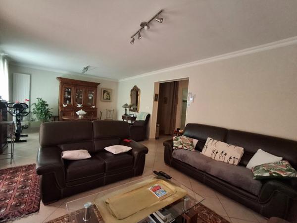 Bédarieux Superbe Appartement avec terrasse et garage