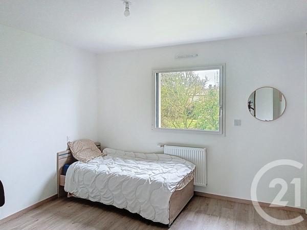 Maison à vendre  6 pièces - 144,85 m2 CHANGE - 53