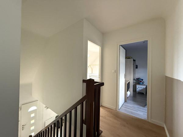 Maison familiale 5 pièce(s) 98 m2 avec jardin