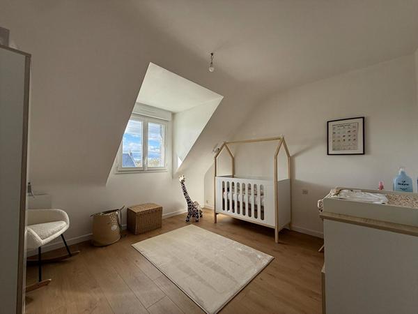 Maison familiale 5 pièce(s) 98 m2 avec jardin