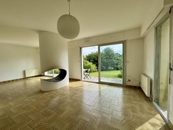 Maison traditionnelle 4 chambres à Vendre à CONLEAU