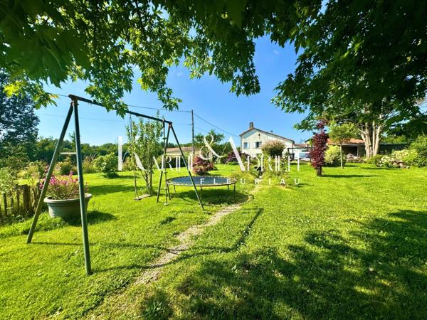 MAISON 5 CHAMBRES AVEC GARAGE ET DEPENDANCES