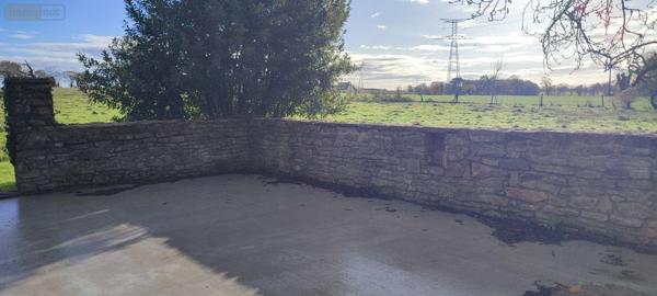 Maison à louer à Allaire dans le Morbihan (56350), ref : 1388