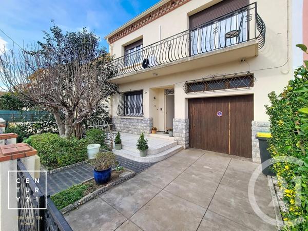 Maison à vendre  5 pièces - 141,20 m 2   CORNEILLA DEL VERCOL  - 66