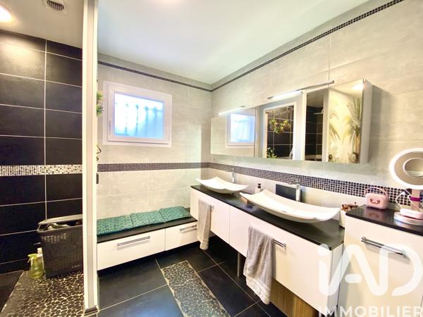 Maison à vendre 10 pièces 166 m² Lapalud