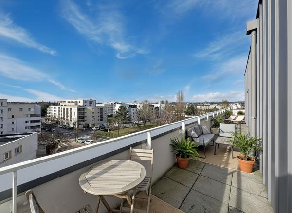 Appartement F4 dans résidence récente de 2023 - dernier étage - 3 chambres - magnifique terrasse de 36 m2 et une place de stationnement