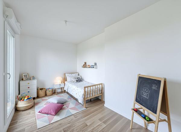 Appartement F4 dans résidence récente de 2023 - dernier étage - 3 chambres - magnifique terrasse de 36 m2 et une place de stationnement