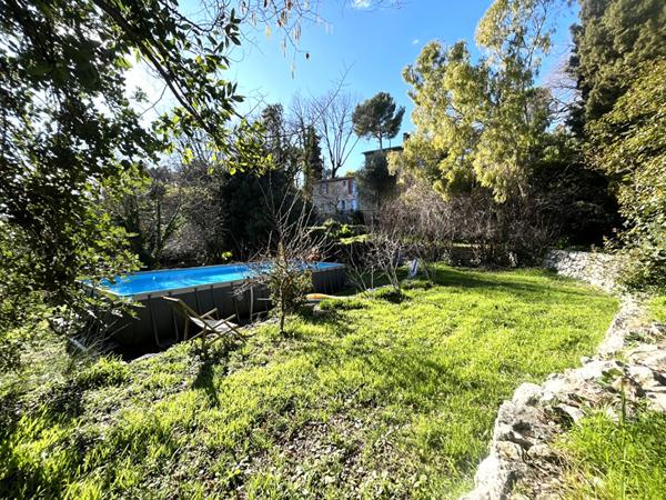 Mas Provençale 6 pièces 135 m2 sur terrain 5275m²