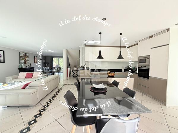 Maison Gif Sur Yvette 8 pièce(s) 200 m2