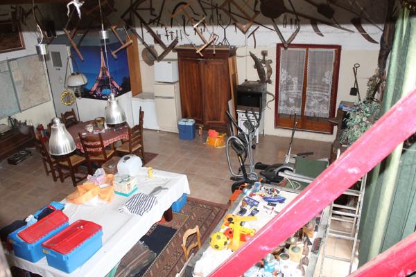 Chateaumeillant - Fermette avec véranda dans un hameau, avec grange sur un terrain de 2867m². Châteaumeillant (18370)