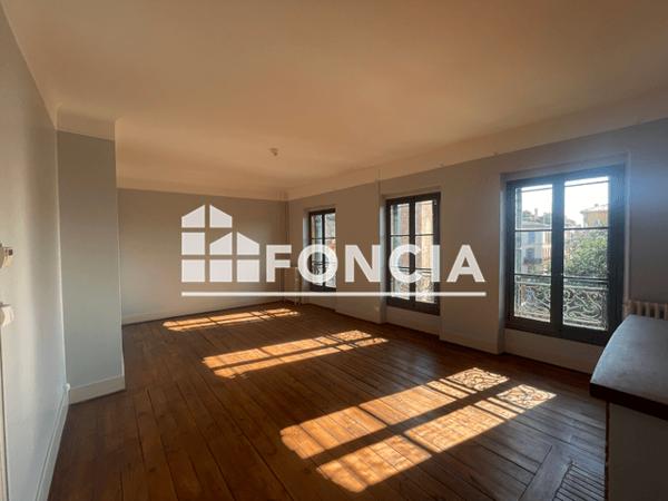 Location Appartement 2 pièces 71.31 m² - 51 RUE DE LA REPUBLIQUE Montauban 82000