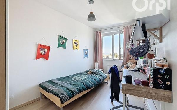 Appartement à louer    3 pièces • 65,39 m2 Annemasse