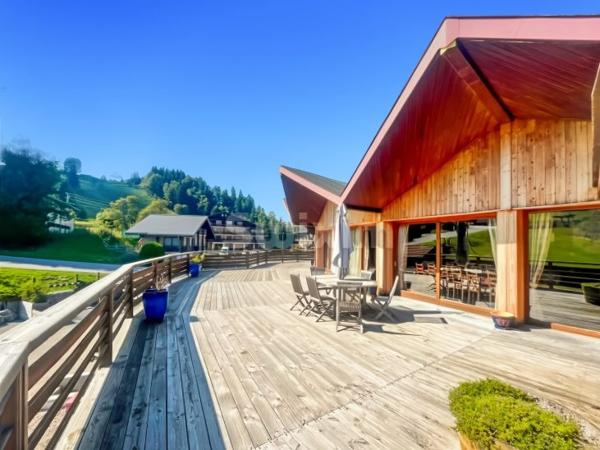 Immeuble dans Bellevaux