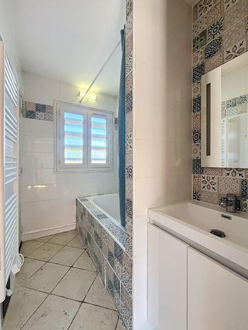 Exclusivité Nestenn. VALENCE CHATEAUVERT, charmant T3 rénové de 69m2 avec balcon