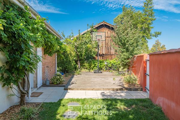 Ancien chai en pierre réhabilité avec jardin et piscine