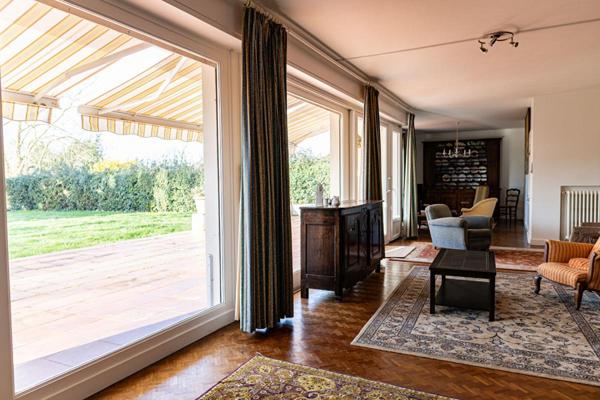 Maison d'architecte 6 chambres + appartement indépendant / Spa /Grand parc / Idéal Famille ou Investisseurs. Fort potentiel locatif