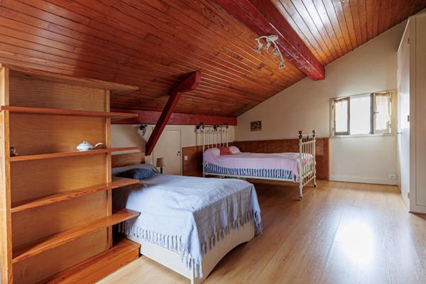 Maison d'architecte 6 chambres + appartement indépendant / Spa /Grand parc / Idéal Famille ou Investisseurs. Fort potentiel locatif