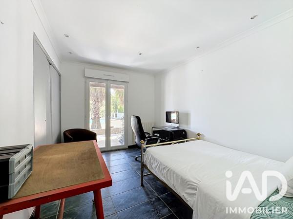 Maison (prestige) à vendre 16 pièces 320 m² Uchaud