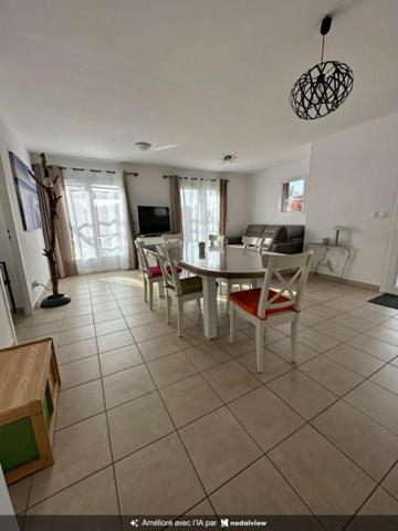 Baisse de Prix-Maison 3 chambres à 2 pas du lac