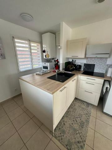 Baisse de Prix-Maison 3 chambres à 2 pas du lac