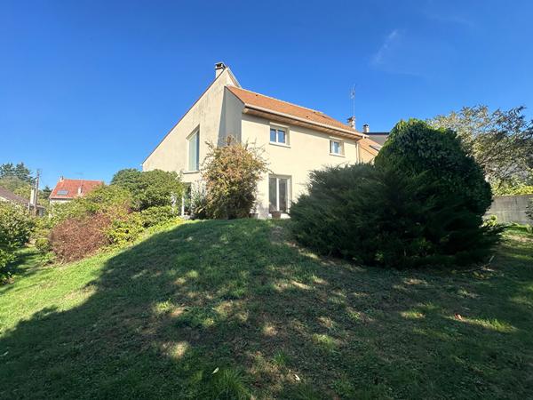 Maison d'architecte, Verrières-le-Buisson, DPE C- Sous-sol TOTAL , 4 chambres
