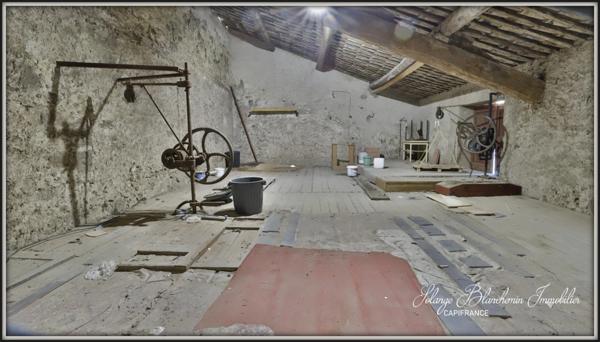 Vaste maison vigneronne 6 chambres – 175 m² habitables – Nissan-lez-Enserune