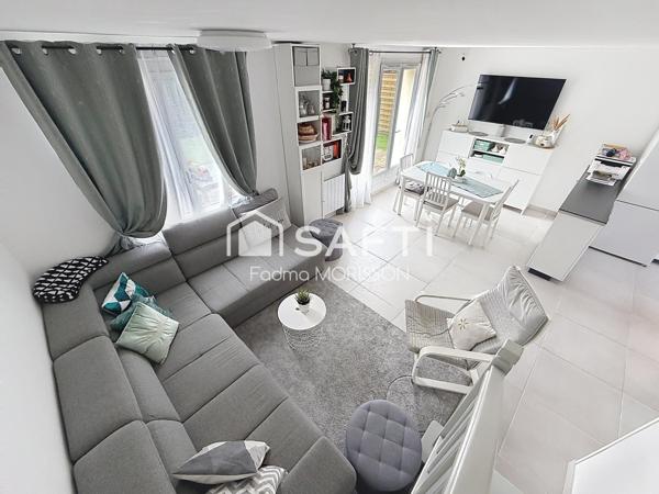 Maison familiale à proximité de la gare RER A.