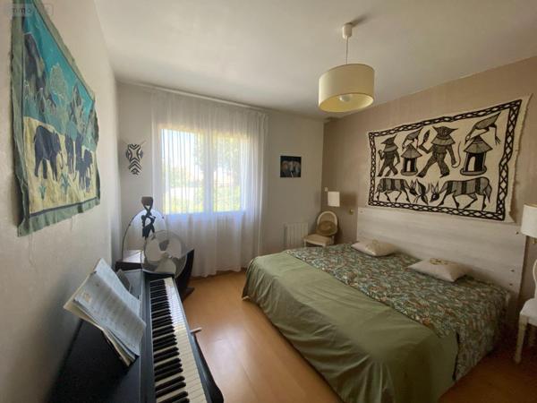 Maison individuelle à vendre à Parempuyre en Gironde (33290), ref : 032/1618   
Centre