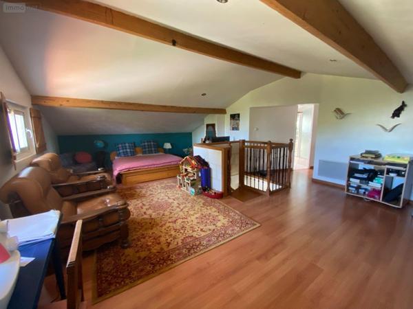 Maison individuelle à vendre à Parempuyre en Gironde (33290), ref : 032/1618   
Centre