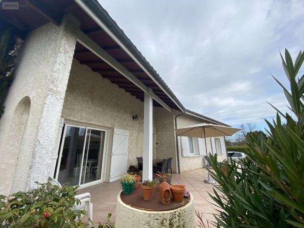 Maison individuelle à vendre à Parempuyre en Gironde (33290), ref : 032/1618   
Centre