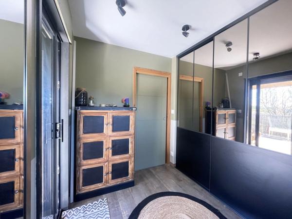 Dpt (17), à vendre maison P8 - Terrain de 1 400,00 m²