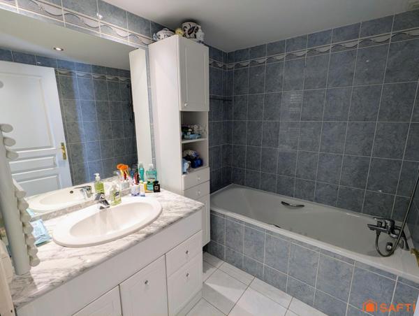 Bien rare au cœur d’Aix, avec terrasse et double garage