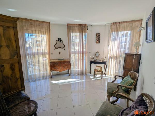 Bien rare au cœur d’Aix, avec terrasse et double garage