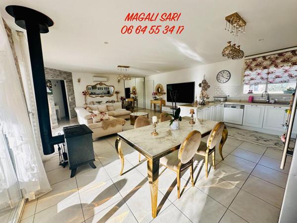 Villa Saint Hilaire De Brethmas 5 pièce(s) 114 m2 + Pool House