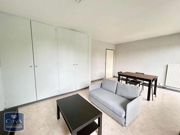Appartement à louer 2 pièces 59.62m²