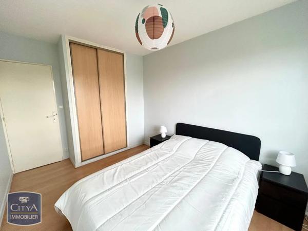 Appartement à louer 2 pièces 59.62m²