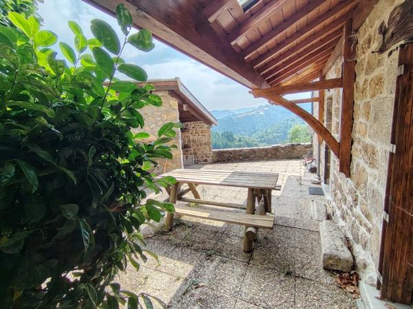 Maison en pierres à vendre 7 pièces SAINT MARTIN DE VALAMAS (07)