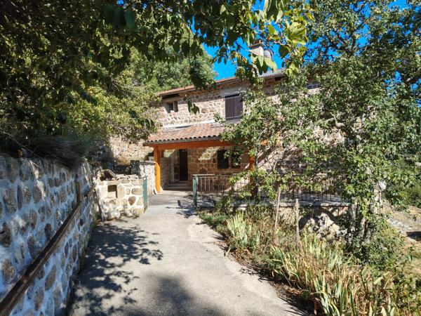 Maison en pierres à vendre 7 pièces SAINT MARTIN DE VALAMAS (07)