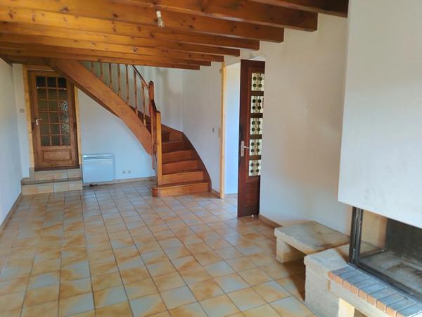 Maison en pierres à vendre 7 pièces SAINT MARTIN DE VALAMAS (07)