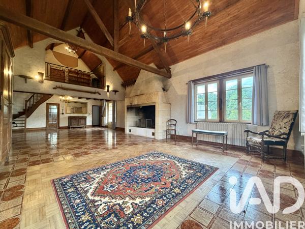 Maison à vendre 11 pièces 309 m² Puy-l'Évêque