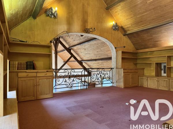Maison à vendre 11 pièces 309 m² Puy-l'Évêque