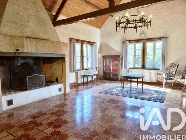 Maison à vendre 11 pièces 309 m² Puy-l'Évêque